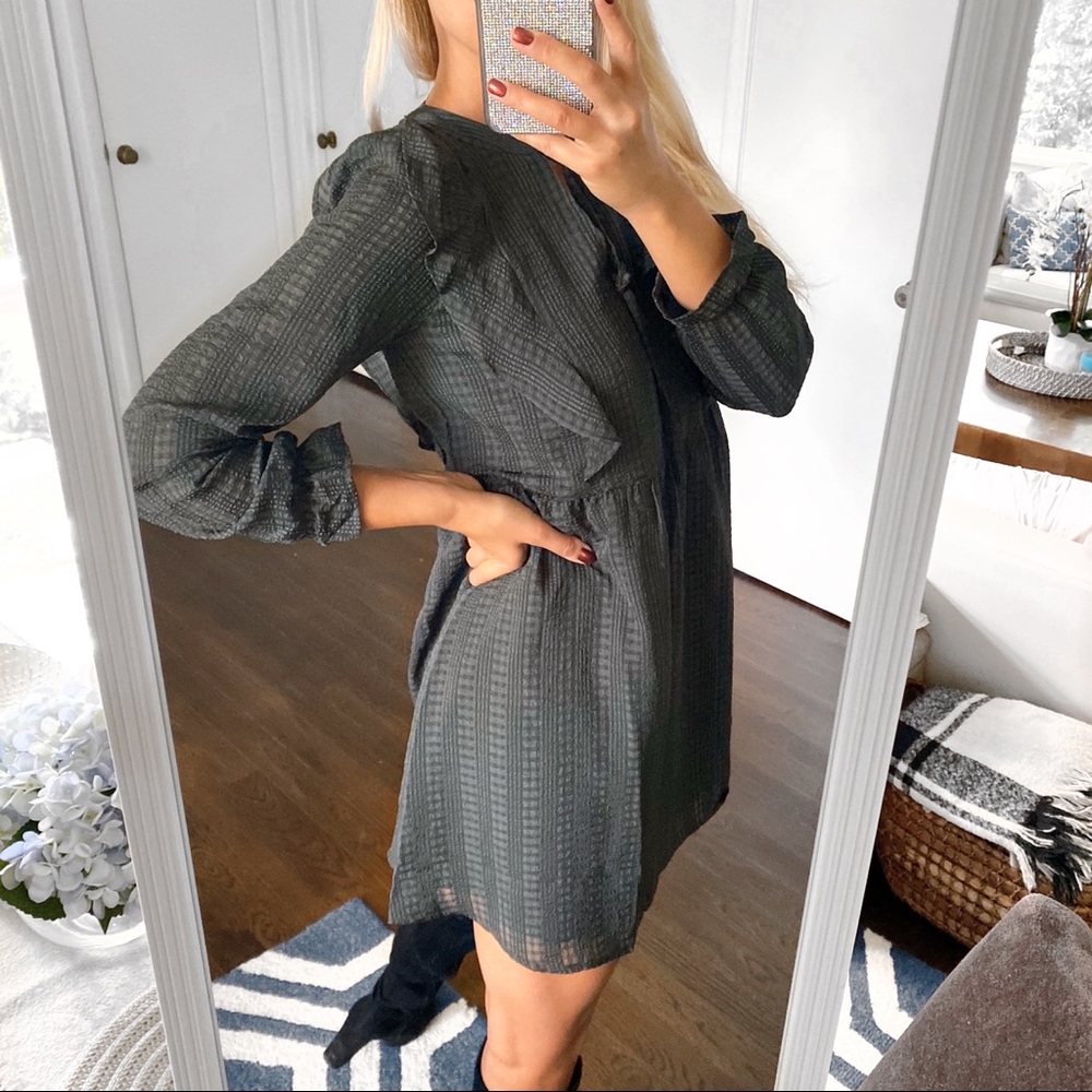🌲 LOFT PETITE DARK GREEN RUFFLE SKATER DRESS! - Picture 4 of 14
